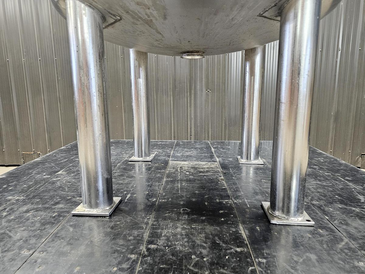 Used Used 275 Gallon Tanks, 304 Stainless Steel