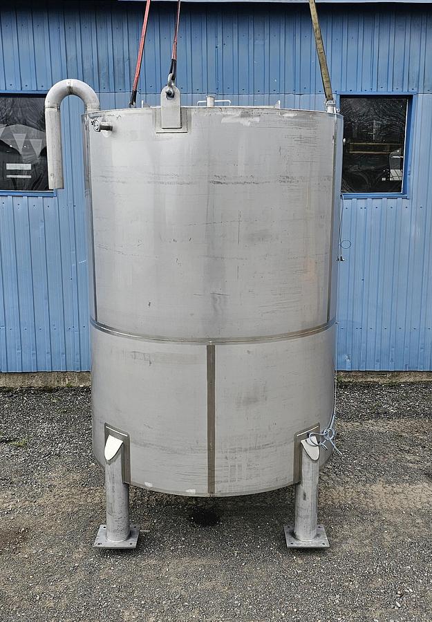 Used Used ADI Laval 2100 Gallon Tank, 304 Stainless Steel