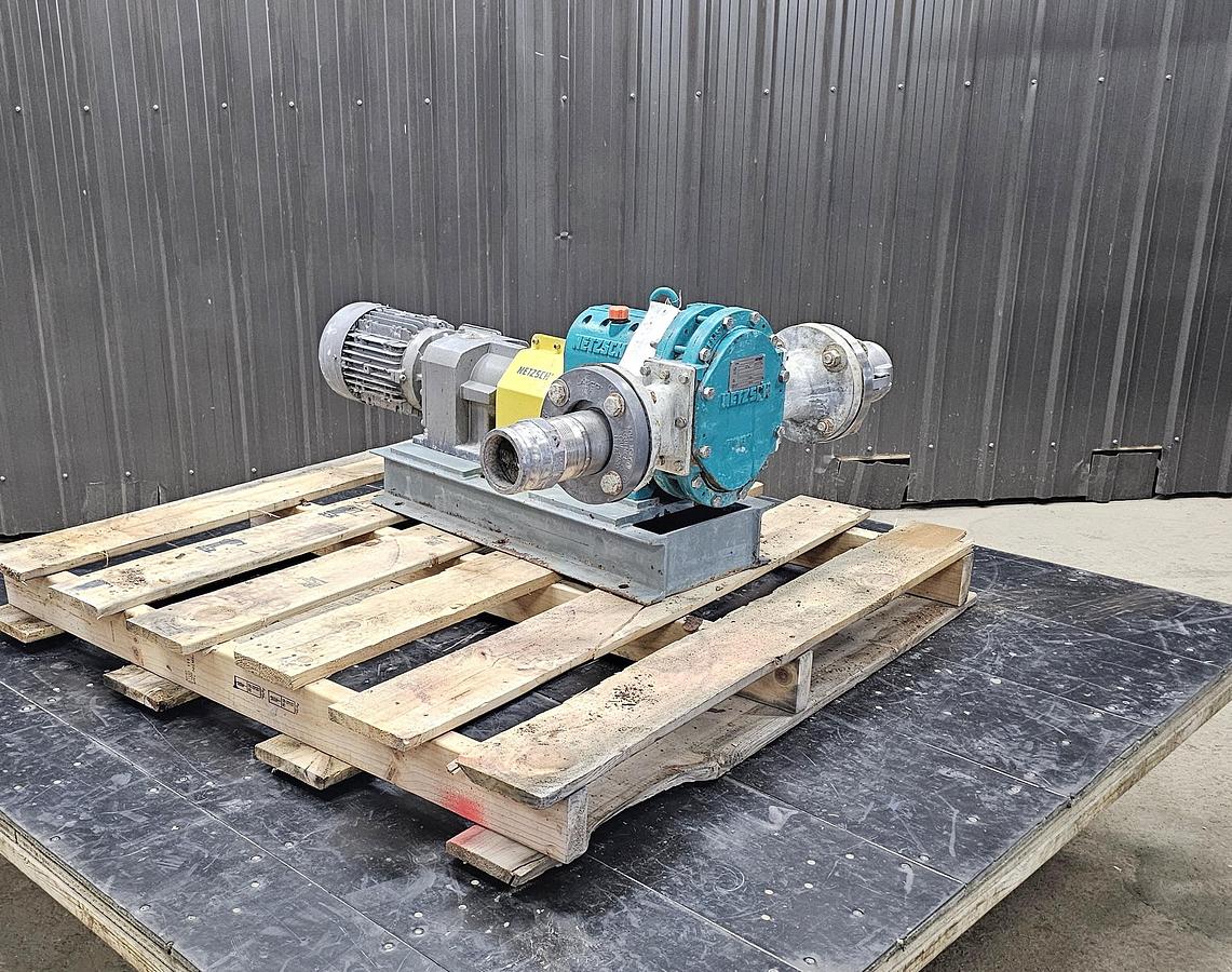 Used TCL Saint-Pie, Quebec - lot 35 - netzsche lobe pump