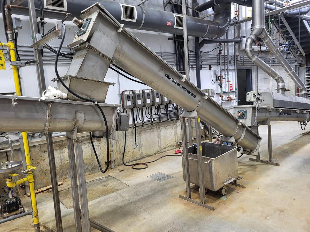 Used TCL Saint-Pie, Quebec - lot 12 - screw conveyor