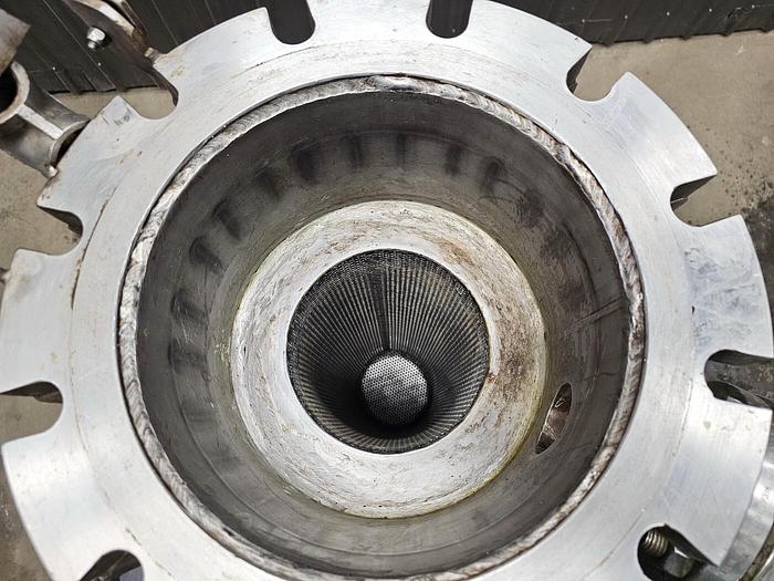 Used USED FILTER, BASKET TYPE, 2" INLET/OUTLET, STAINLESS STEEL