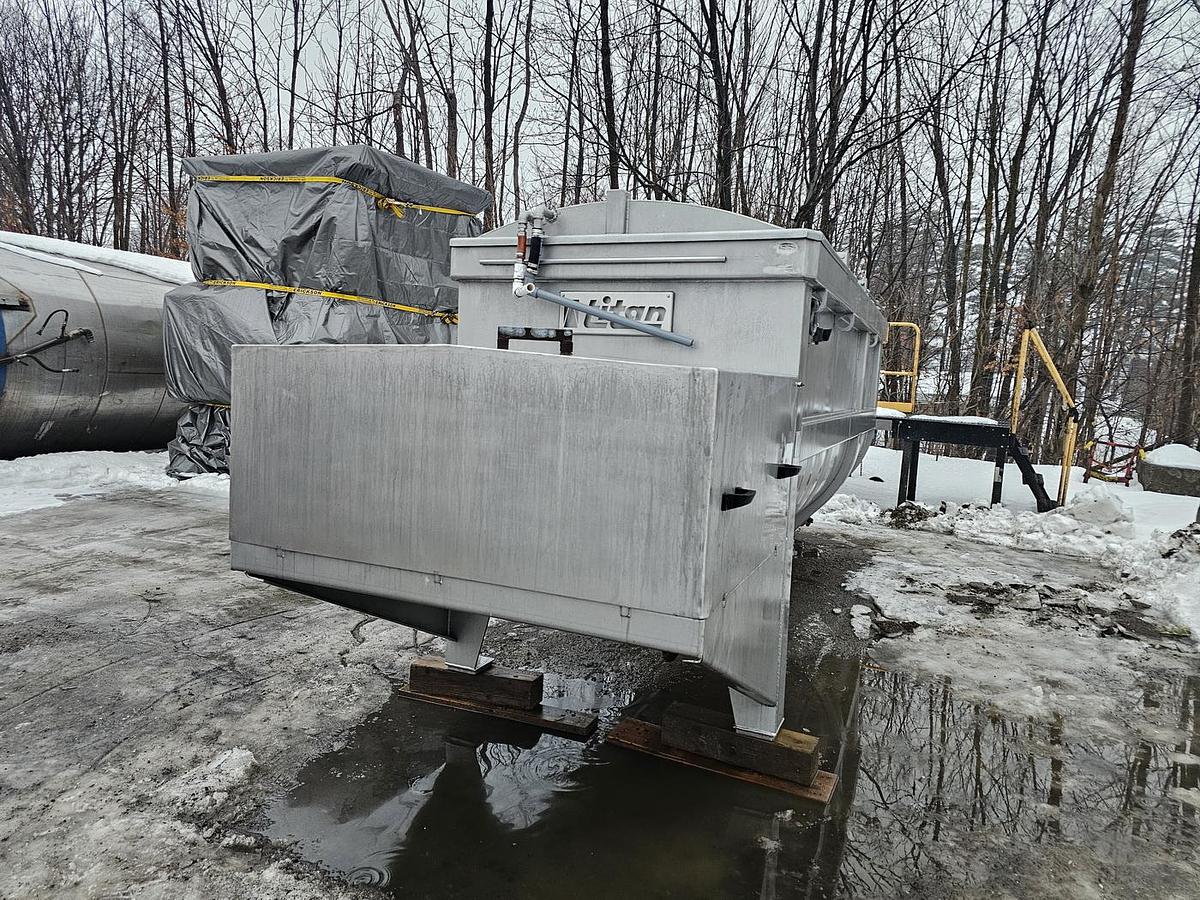 Used Used Titan Ribbon Blender, 250 Cubic Feet