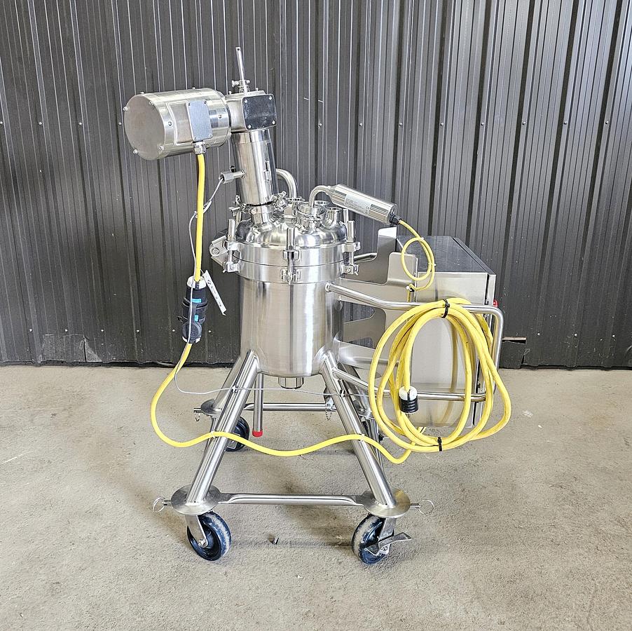 Used Heritage Global Auctions (Hagerstown MD) Lot 611 - Tank