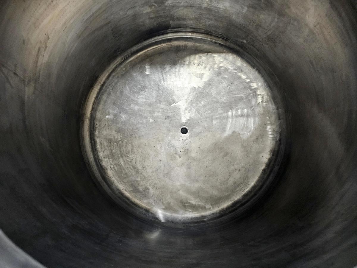 Used Used 275 Gallon Vessel