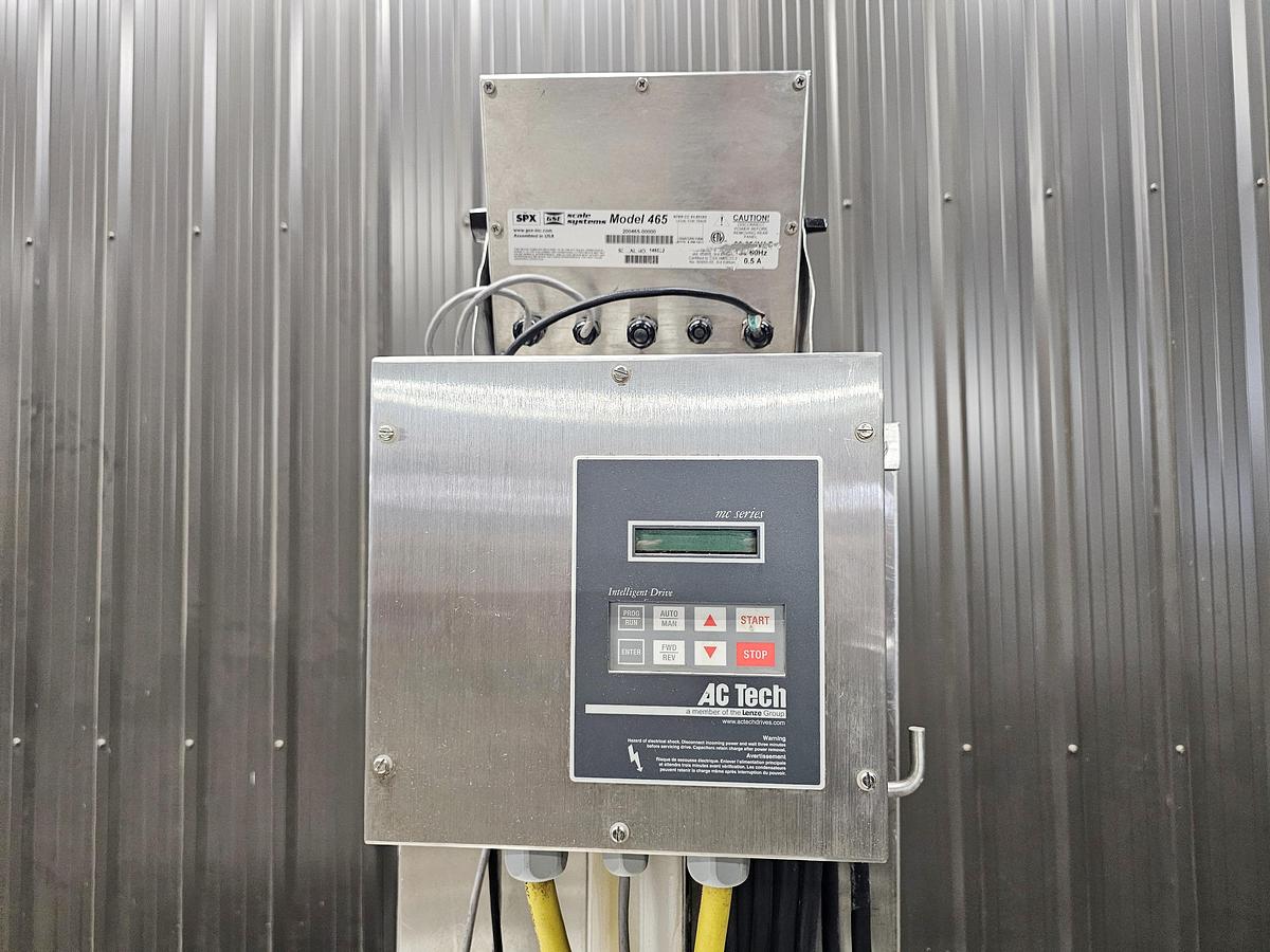 Used Used Sine Lobe Pump, Model 135, with Scale