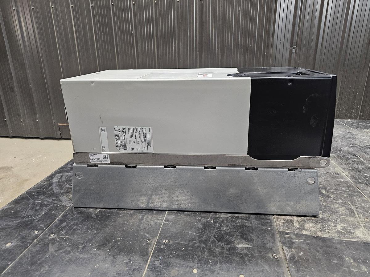 Used Used Allen-Bradley Variable Frequency Drive, Model 20F1ANE125 AA0NNNNN, 125 HP, 600V