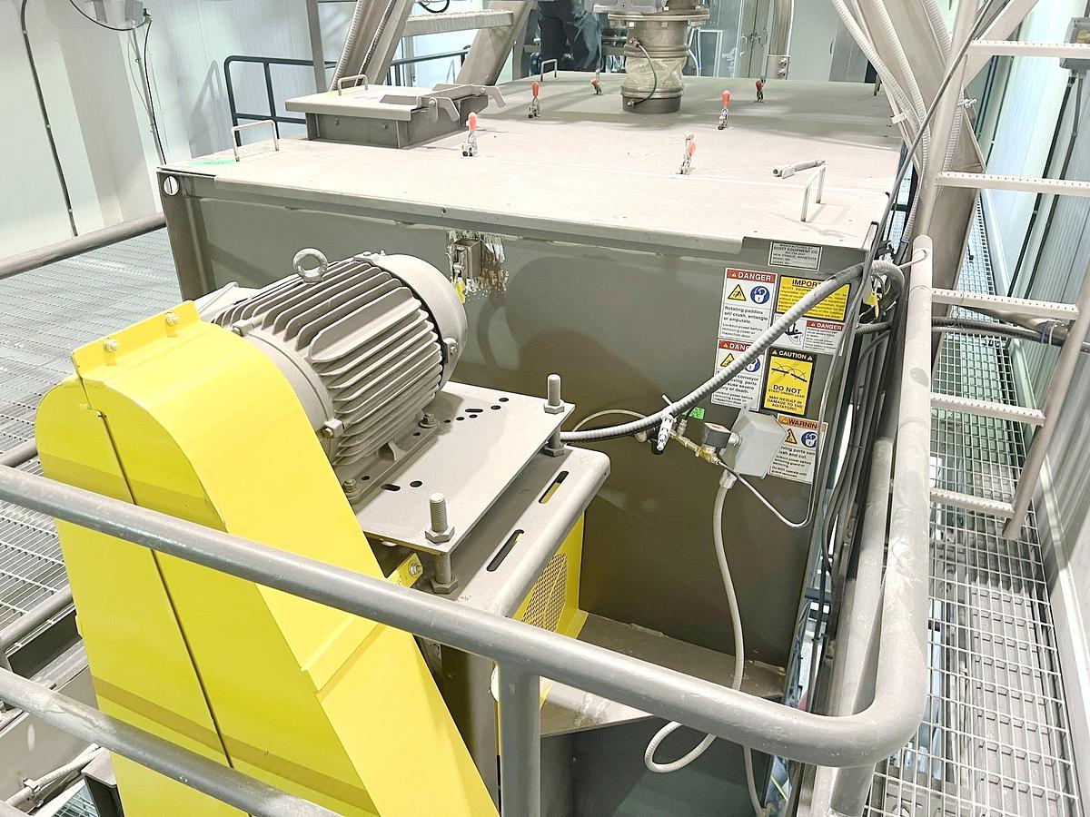 Used Used Scott Ribbon Blender, 120 Cubic Feet