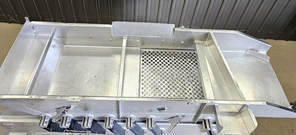 Used TCL Auction - Maple Leaf Foods - Ontario - Lot 61 - conveyor