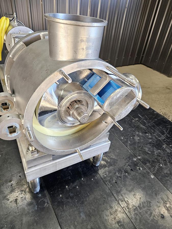 Used TCL Auction - Maple Leaf Foods - Ontario - Lot 45 - Pump