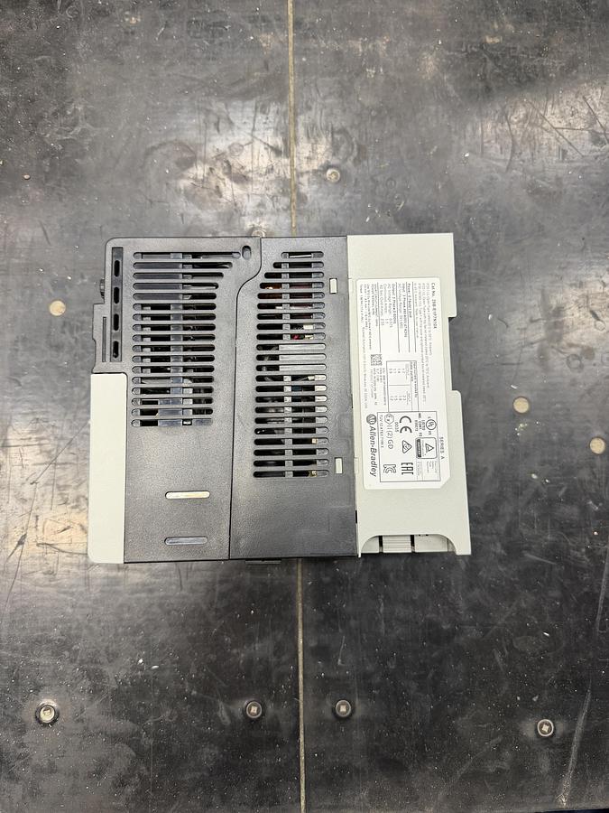 Used Used Allen-Bradley Variable Frequency Drive, Model 25B-E1P7N104, 1 HP, 460-600V
