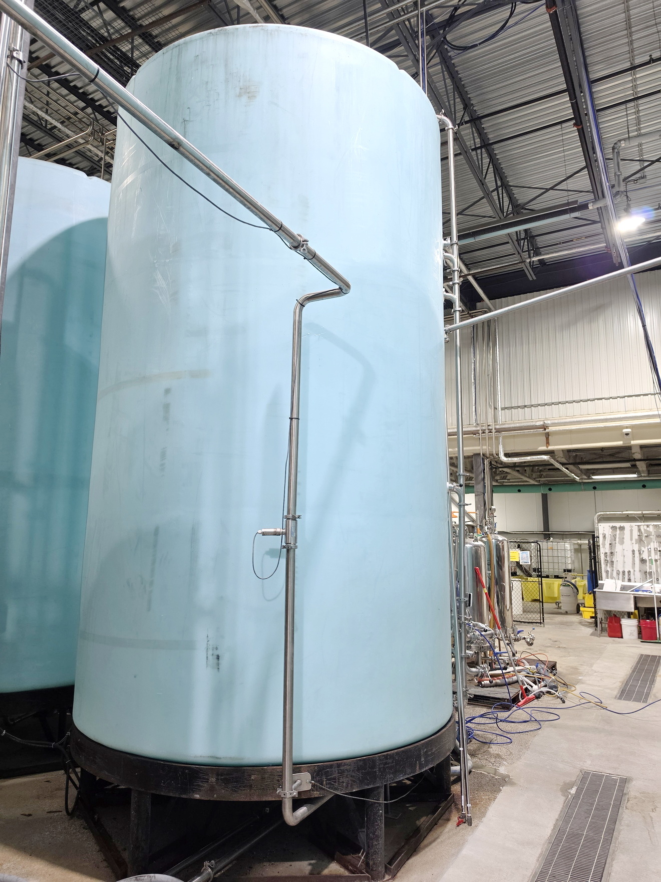 Used Used 6000 Gallon Tank, Reinforced Polypropylene