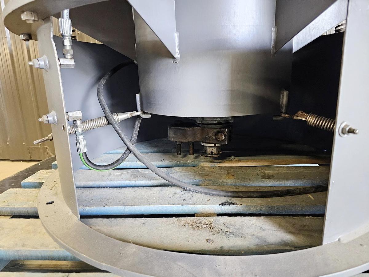 Used Used Sweco Vibrating Screen, 48''