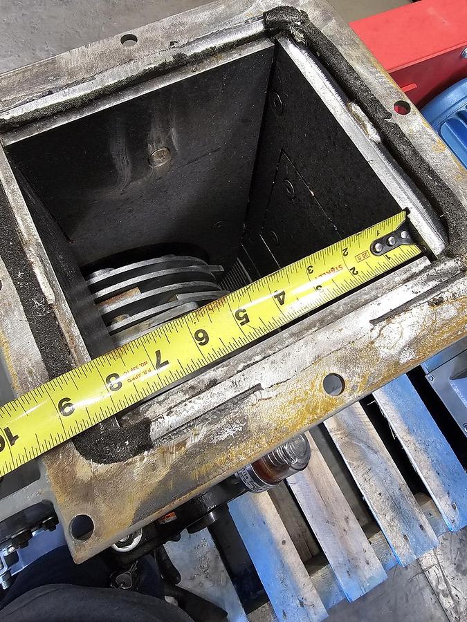 Used Used Schutte Hammer Mill, Swinging Hammers, 10 HP