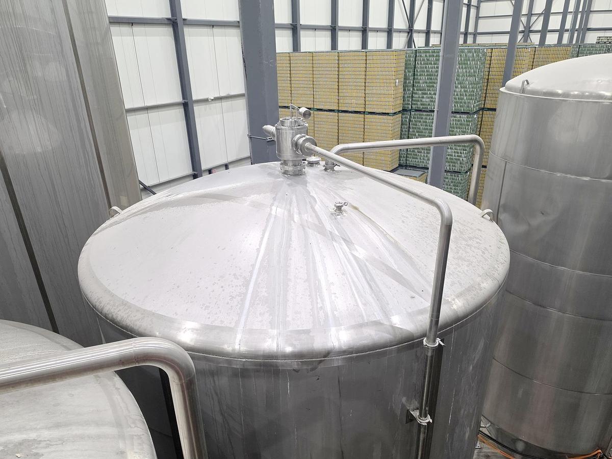 Used Used 10,000 Gallon Feldmeier Jacketed Tank (Reactor), 304 Stainless Steel