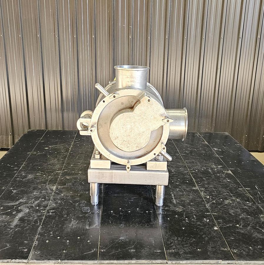 Used TCL Auction - Maple Leaf Foods - Ontario - Lot 45 - Pump