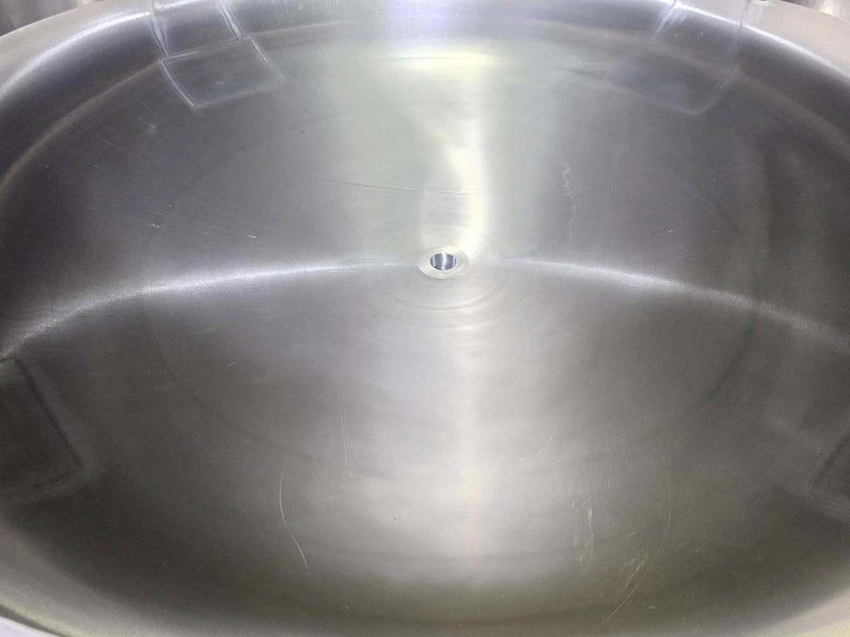 Used Used 4000 Gallon Jacketed Tank, 304 Stainless Steel, Electrically Heated