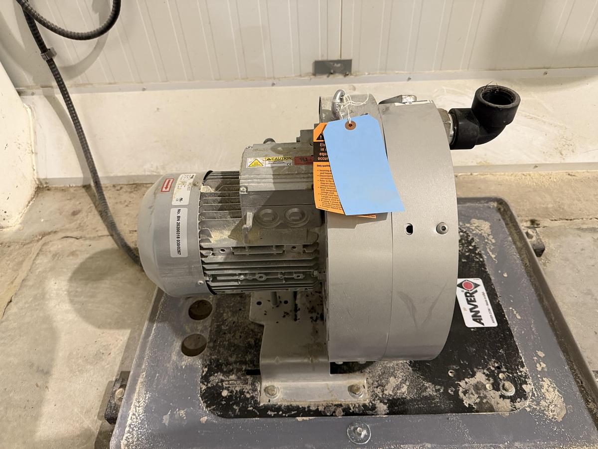 Used Used Acculift Free Standing Jib Crane with Vacuum Tube Lift System for 70 Lbs. Paper Type Bags