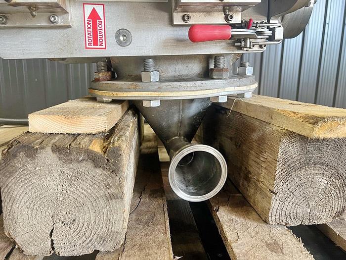 Used USED ROTARY AIR LOCK VALVE, SIZE: 8" X 8", STAINLESS STEEL, CLEAN-IN-PLACE