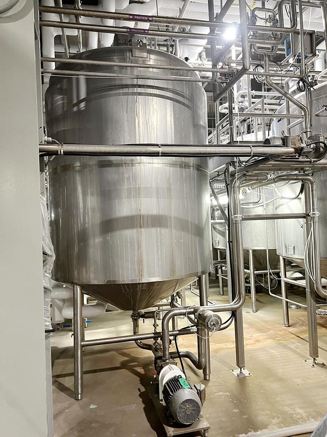 Used Used 2500 Gallon Jacketed Tank, Stainless Steel, With Scrape Agitation & Twin Screw Pump