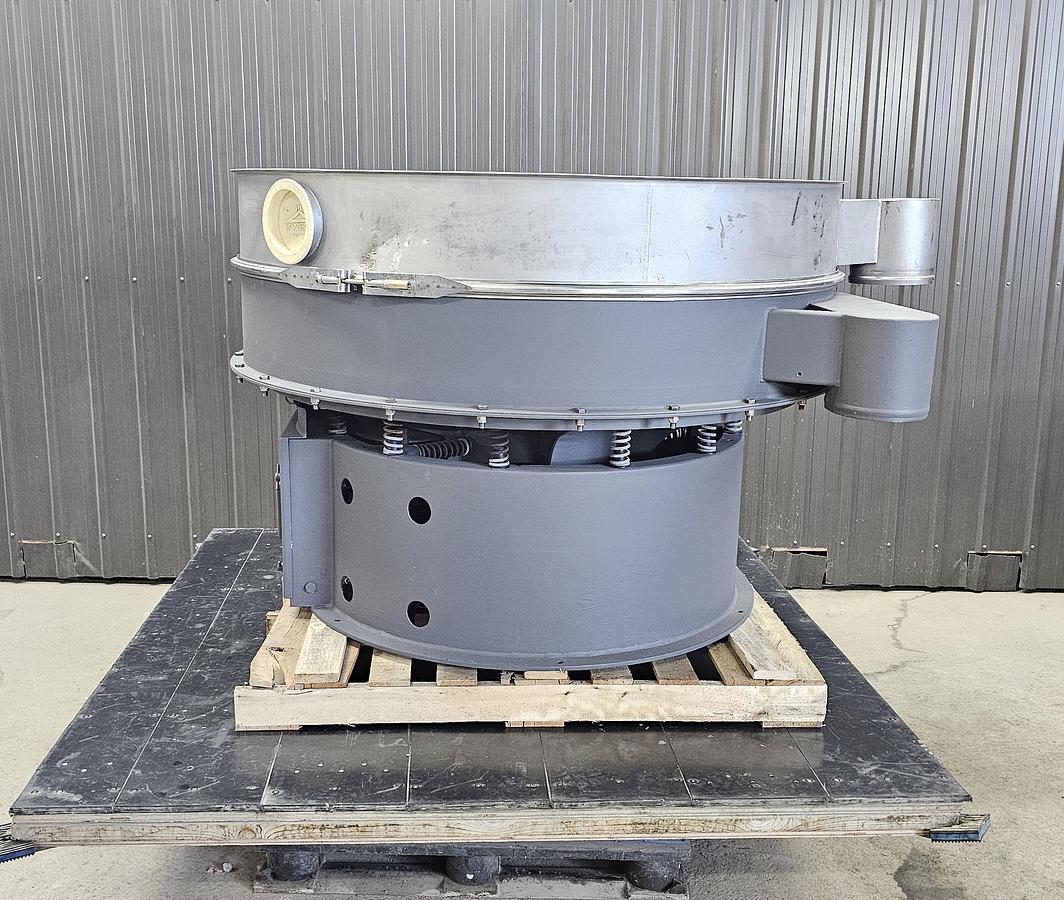 Used Used Midwestern 60'' Screen