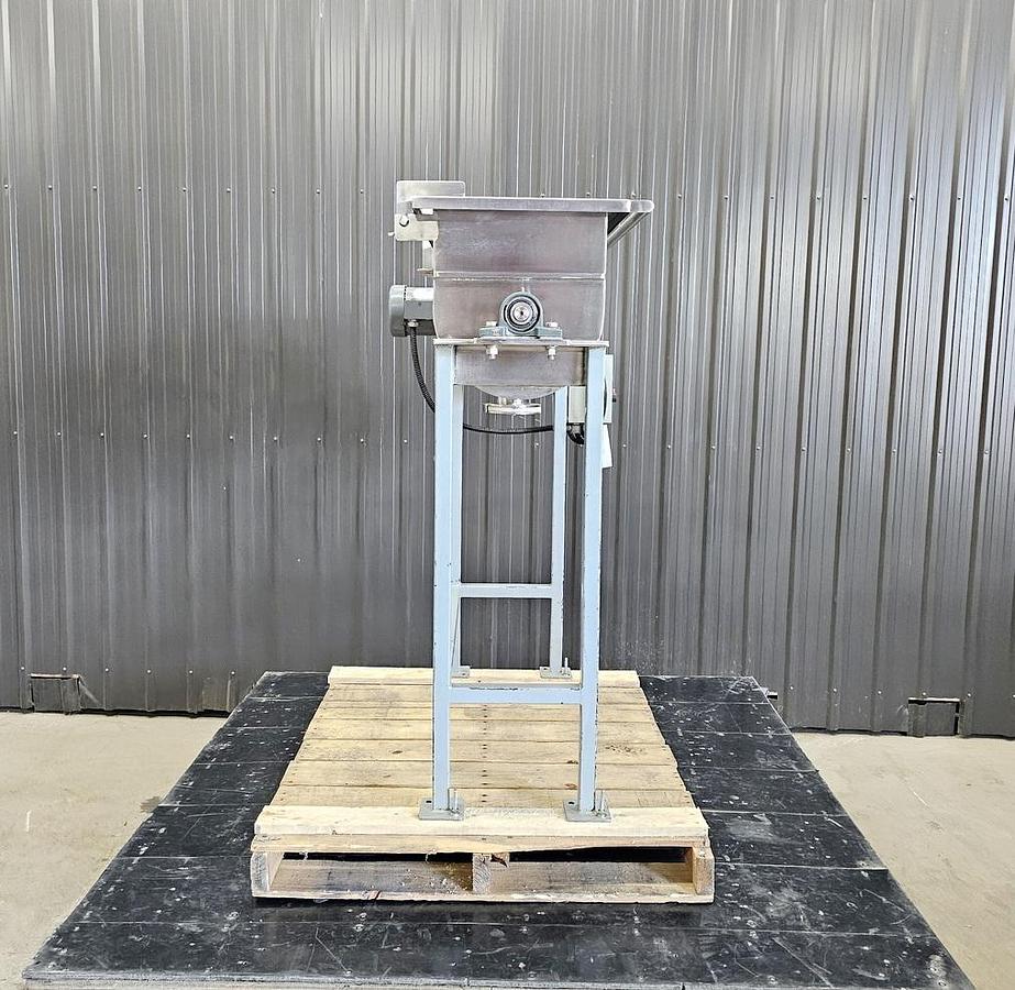 Used Used Ribbon Blender, 4 Cubic Feet