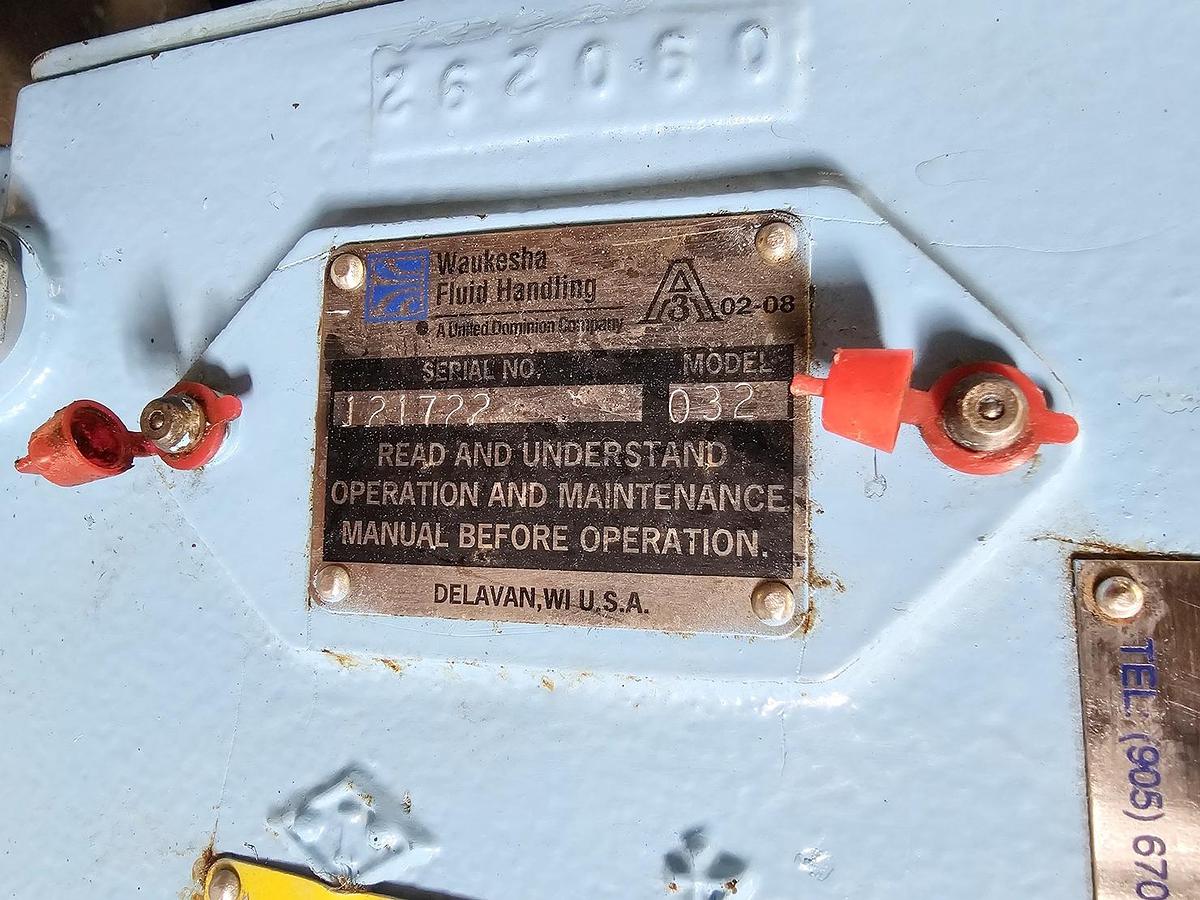 Used Used Waukesha Rotary Lobe Pump, Model 32, 1.5 HP