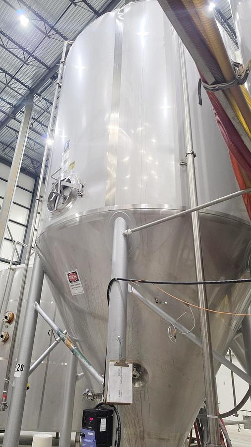Used Used 10,000 Gallon Feldmeier Jacketed Tank (Reactor), 304 Stainless Steel