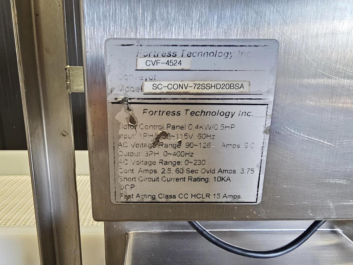 Used TCL Auction - Maple Leaf Foods - Ontario - Lot 143 - metal detector