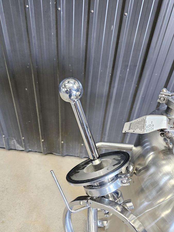 Used Heritage Global Auctions (Hagerstown MD) Lot 659 - Tank