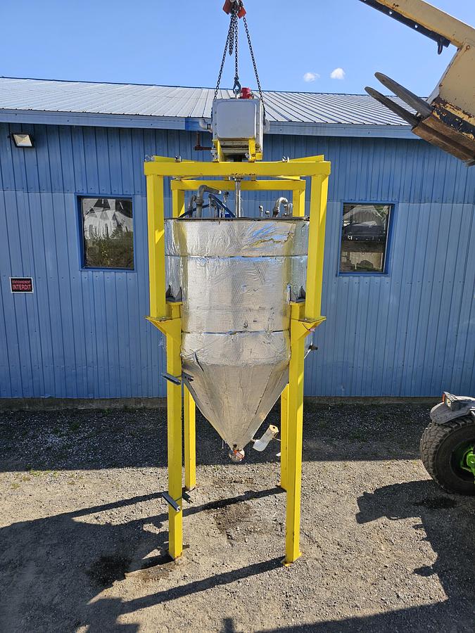 Used Used 800 Gallon Jacketed Tank, Stainless Steel, With Scrape Agitation