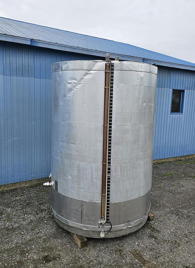 Used Used 4500 Gallon Tank, Stainless Steel, Insulated