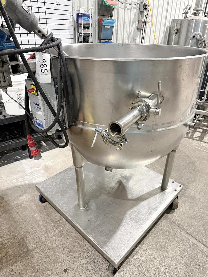 Used Used 125 Gallon Jacketed Tank (Kettle), Stainless Steel, With Mixer
