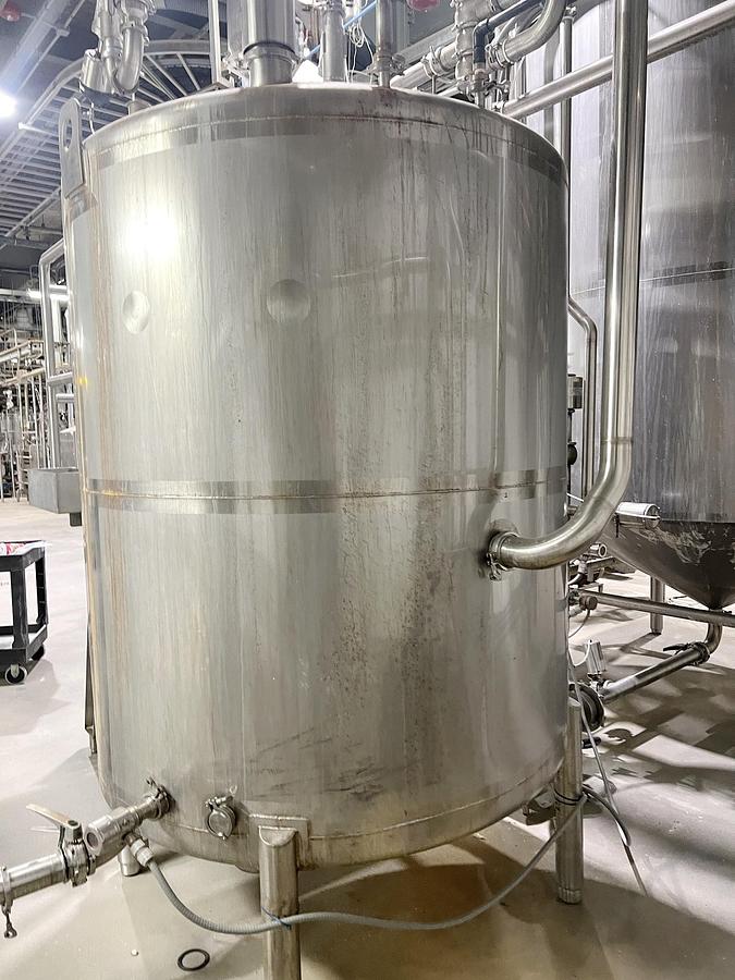 Used Used 750 Gallon Tank, 316L Stainless Steel