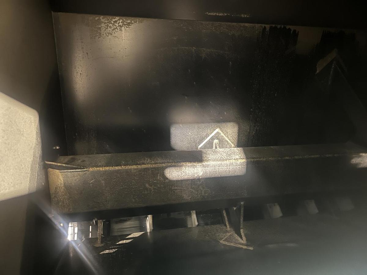 Used Used AFS Ribbon/Paddle Blender, 100 Cubic Feet, With Infeed & Outfeed Drag Conveyors