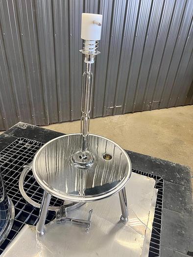 Used USED 3M ZETA PLUS SANITARY FILTER, CARTRIDGE TYPE, 2" INLET/OUTLET, 316L STAINLESS STEEL