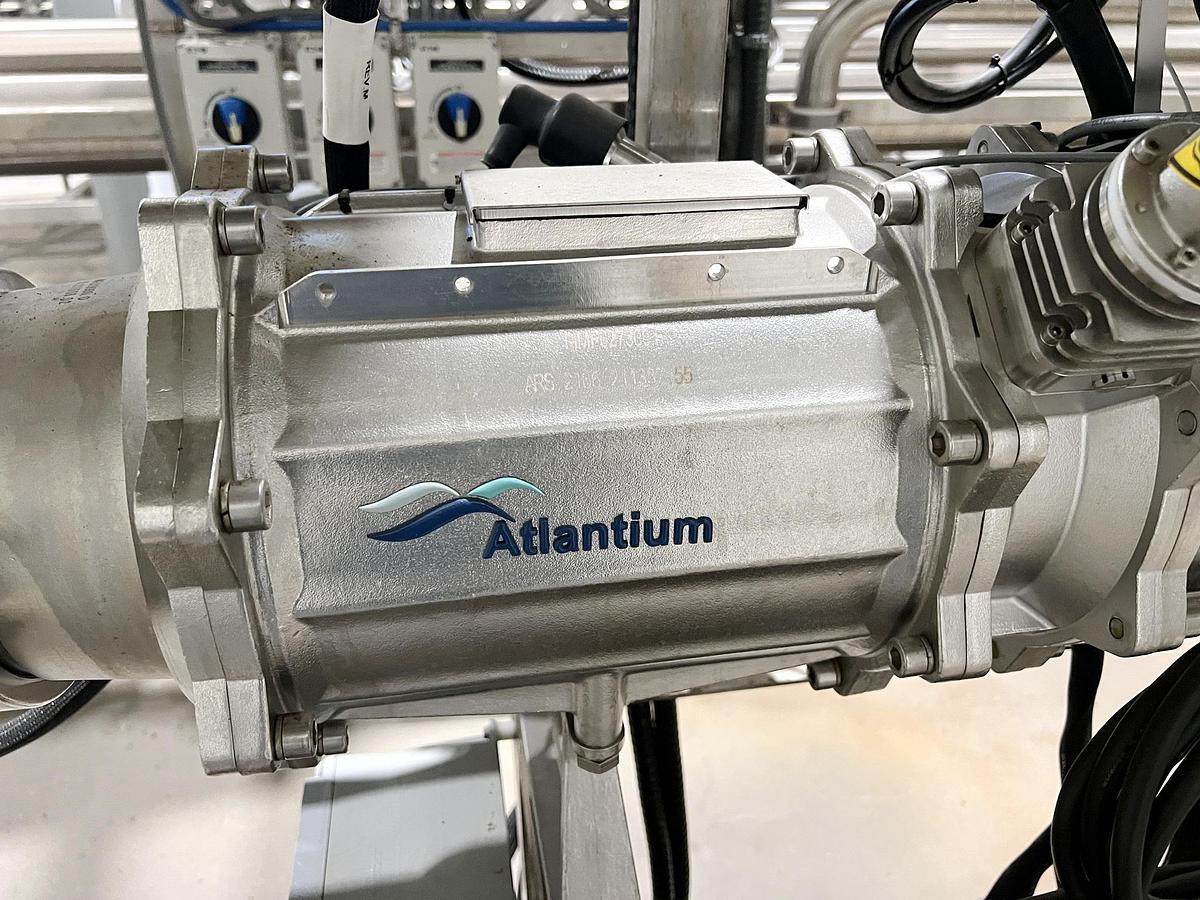 Used Used Atlantium Hydro-Optic UV Filtration System, Model RZ163-13-UHP