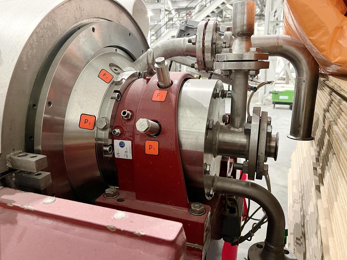 Used Used GEA Westfalia Decanter Centrifuge, Model CC 458-21-32