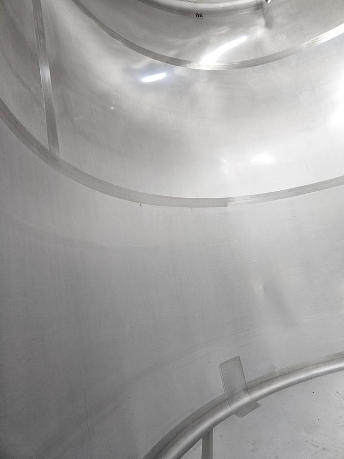 Used Used 5280 Gallon Tank, 304 Stainless Steel