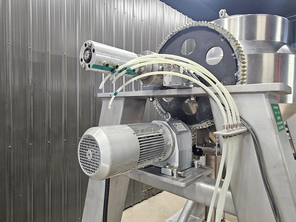 Used Used A&M Process Equipment Double Cone Blender, With Safety cage