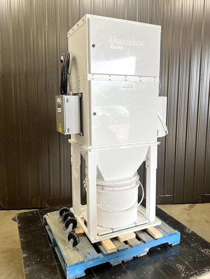 Used Used Donaldson Torit Dust Collector, Model UMA 100, 1000 CFM