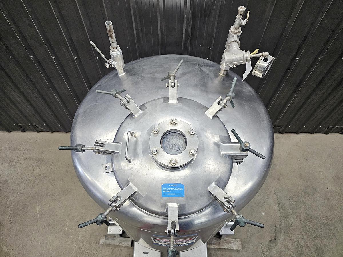 Used Used 275 Gallon Vessel