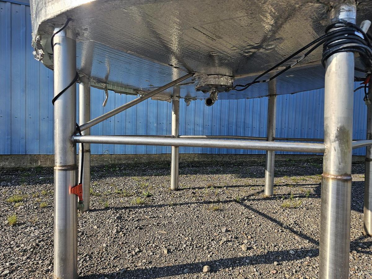 Used Used 1750 Gallon Tank, 304 Stainless Steel, With Sweep Agitation, Electrically Heated