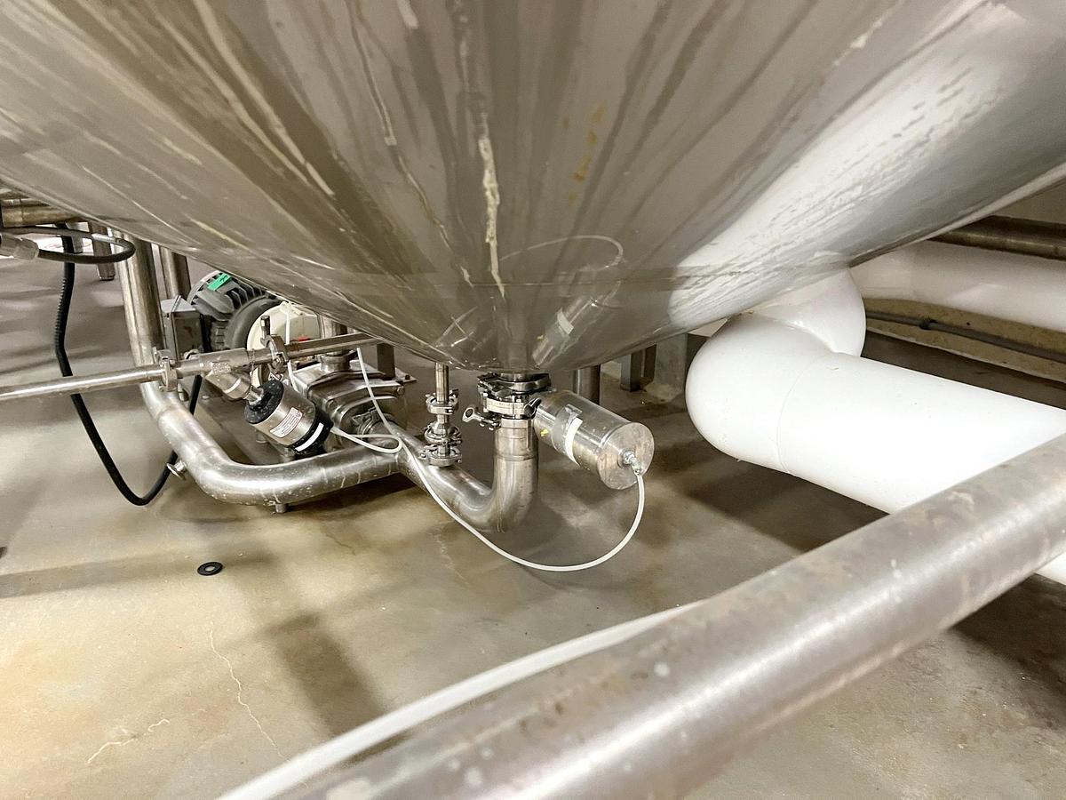 Used Used 1600 Gallon Jacketed Tank, Stainless Steel, With Scrape Agitation & Twin Screw Pump