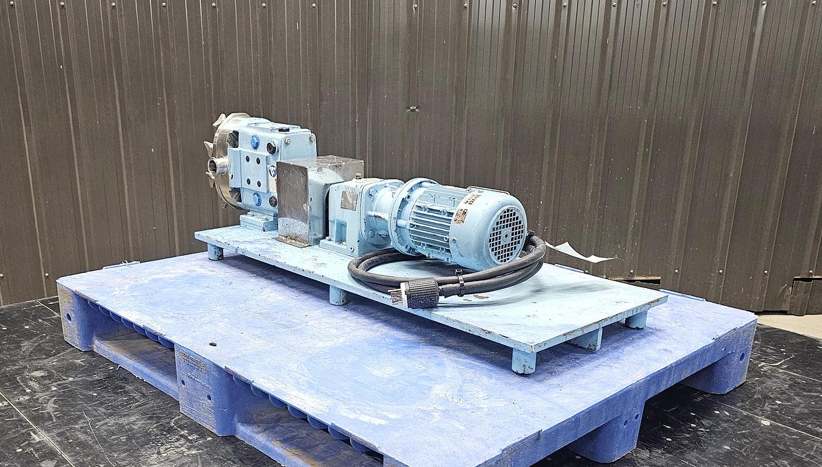 Used Used Waukesha Rotary Lobe Pump, Model 30, 1 HP