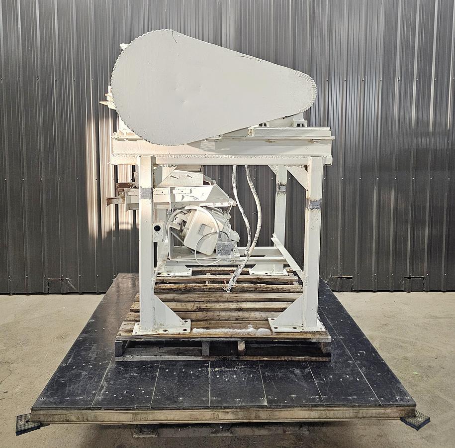 Used Levy Recovery Group Michigan - lot 108 - chipper flake breaker