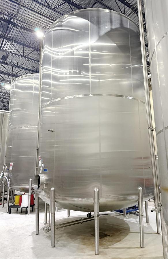 Used Used 17,000 Gallon DCI Tank, 304 Stainless Steel