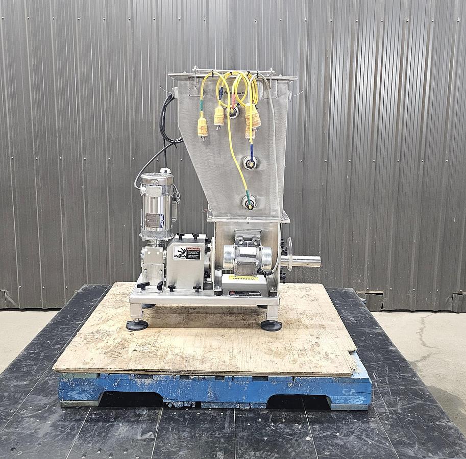 Used Metcalfe Auctions Mississauga - Lot 141 Vibra screw feeder