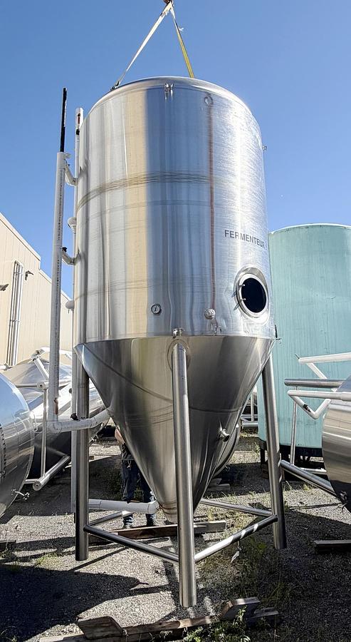Used Used 2480 Gallon Jacketed Tank, 304 Stainless Steel