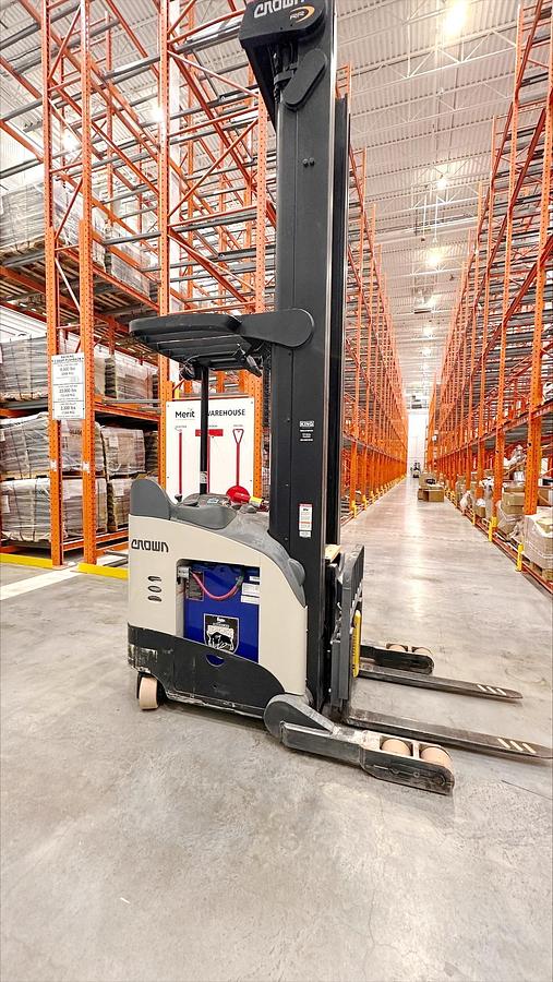 Used Used Crown Reach Truck, Model RR5725-45 