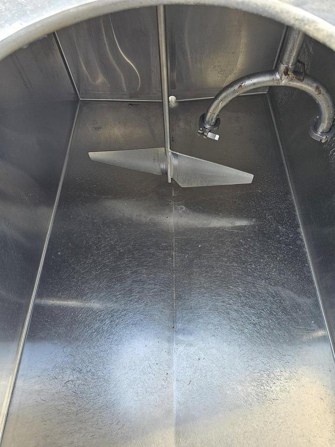 Used Used 2000 Gallon Jacketed Tank, 3 Compartments With Mixers, Flavor Tank